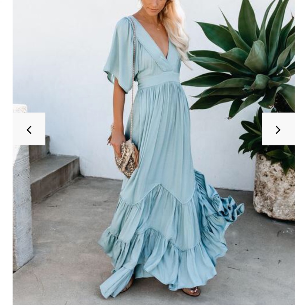 ISO seafoam Vici dress